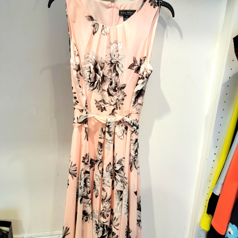 Jessica Howard fit and flare dress